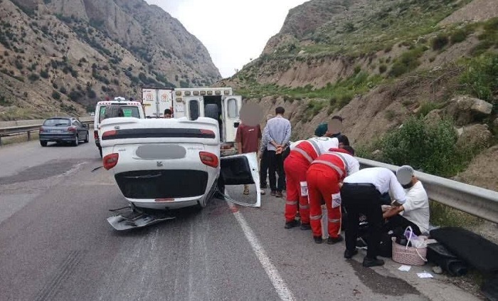 واژگونی پژو ۲۰۷ در سوادکوه؛۳ مصدوم راهی بیمارستان شدند