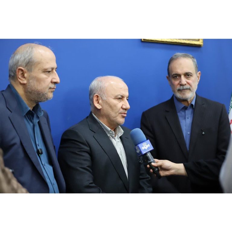 با  تجهیز ادوات به دنبال کاهش حوادث دریایی هستیم