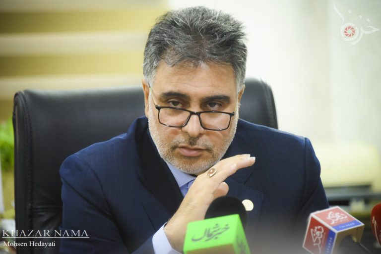 زیارلاریمی از خطر سموم گفت؛ ناظران از کنترل‌ها! مردم کدام روایت را باور کنند؟
