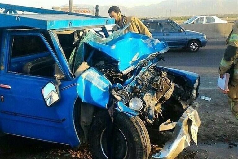 انحراف نیسان وانت در محور گنج‌افروز بابل ۸ مصدوم بر جای گذاشت