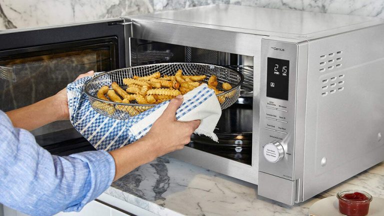 این غذاها را دوباره گرم نکنید؛ هشدار درباره خطر پنهان غذای مانده