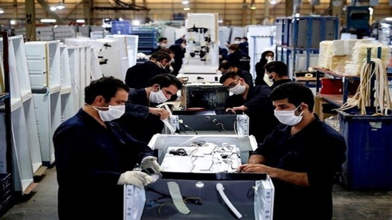 رابطه کارگر و کارفرما چگونه شکل می‌گیرد؟