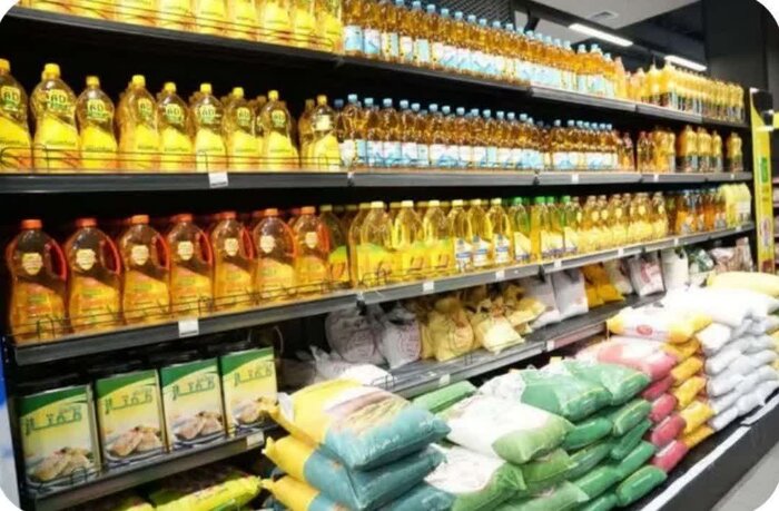 کمبودی در تأمین کالاهای اساسی و سوخت استان وجود ندارد