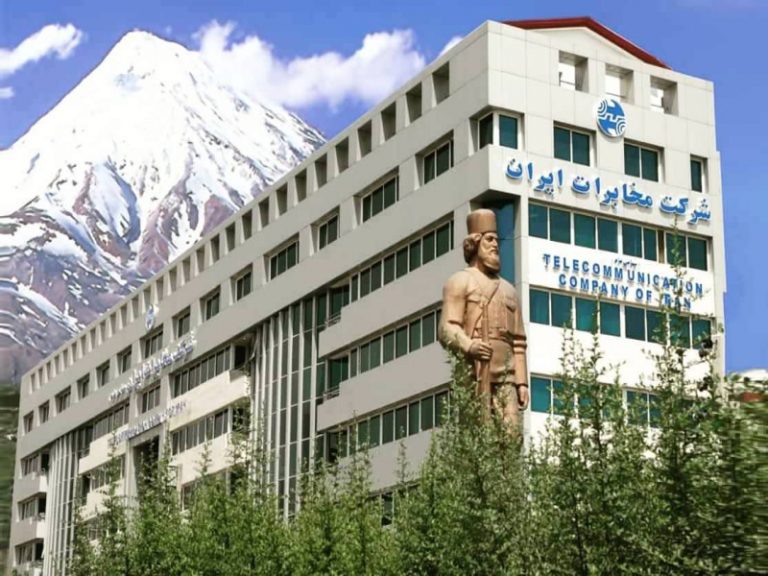 ده‌پناه: حق خواربار بازنشستگان مخابرات ۳ سال است پرداخت نشده است