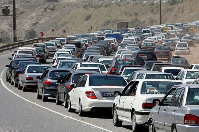 کندوان و هراز زیر بار ترافیک؛ محدودیت‌های تردد در محورهای مازندران ادامه دارد