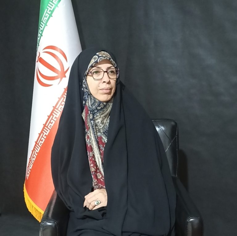 زمانی کیاسری : مصوبه هست، اجرا نیست؛ دولت و بانک مرکزی درباره بحران دارو پاسخ‌گو باشند