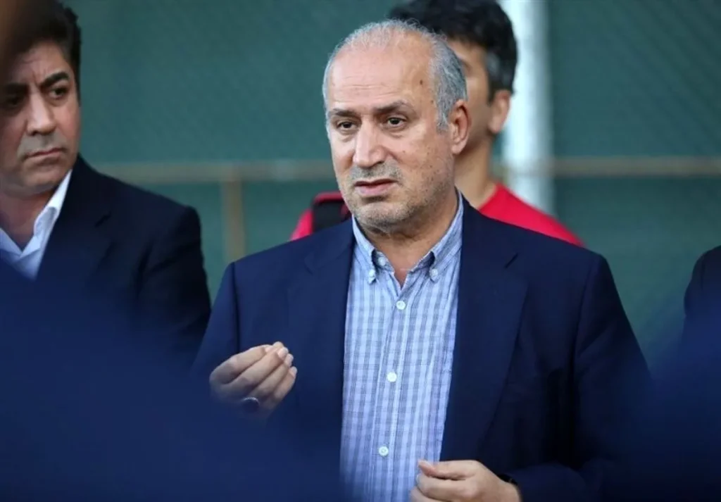 انتقاد تند روزنامه جوان از وضعیت فوتبال ایران؛ «ورزشگاه‌ها از دست رفتند»